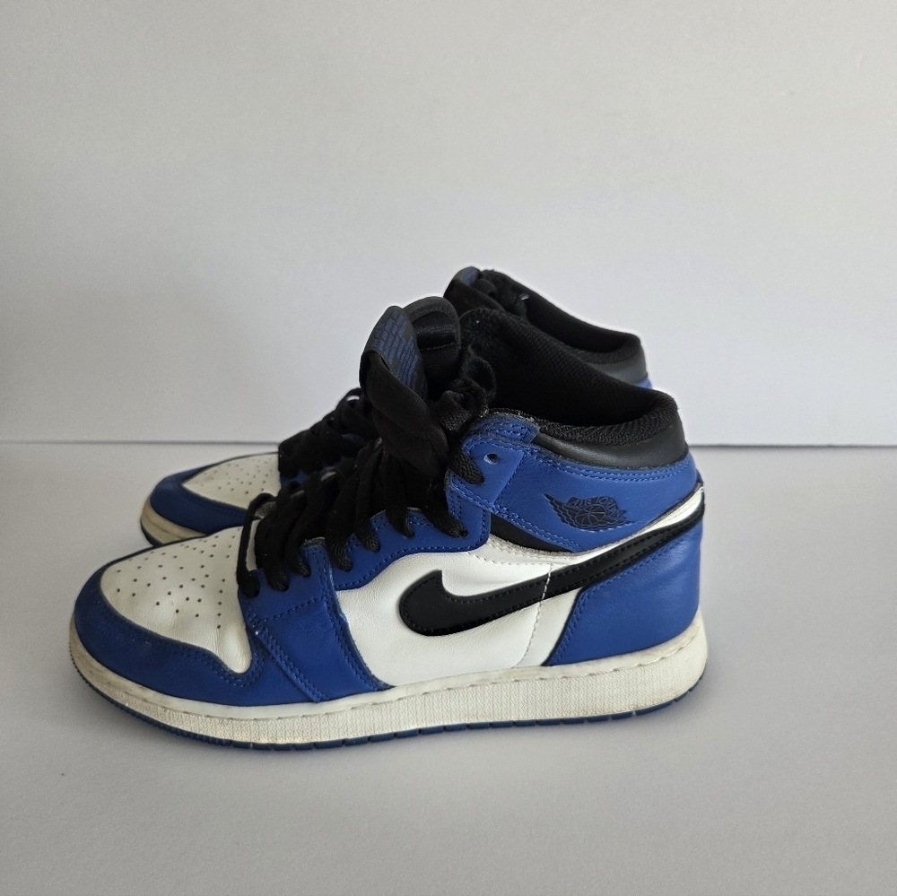 Nike Air Jordan 1 High-Top Sneakers in Blue and White Sz.5,5 Y - Picture 6 of 11